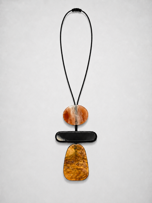 Collar con Colgante de Resina Veteada