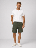 Shorts cargo con bolsillos laterales