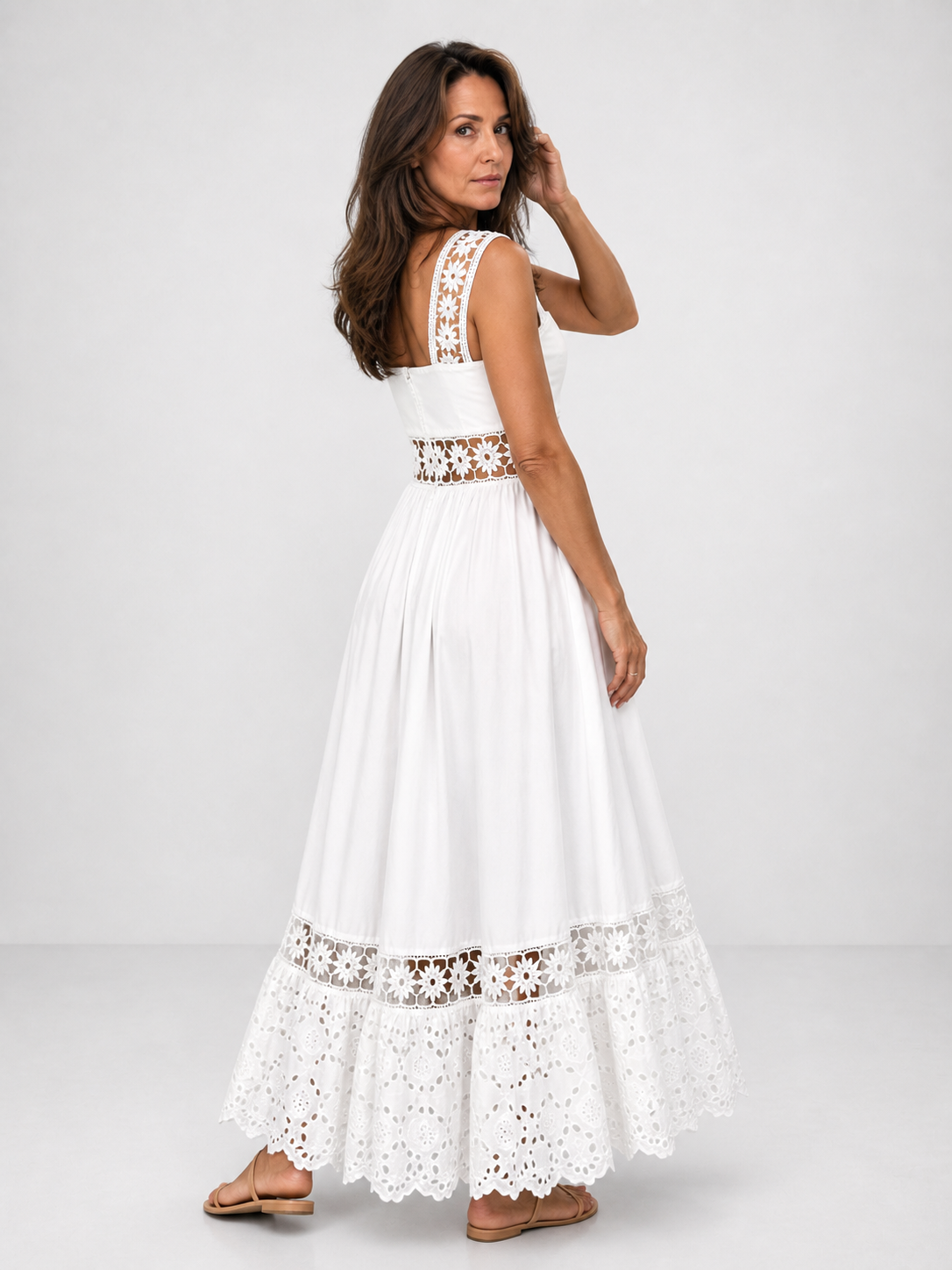 Vestido Largo con Bordado Calado