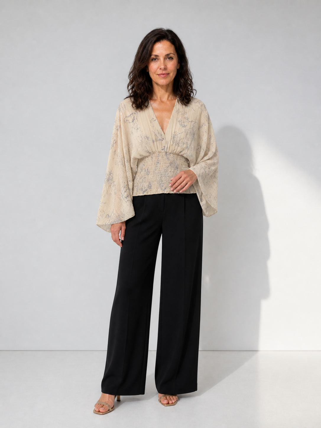 Blusa Odessa de Manga Capa