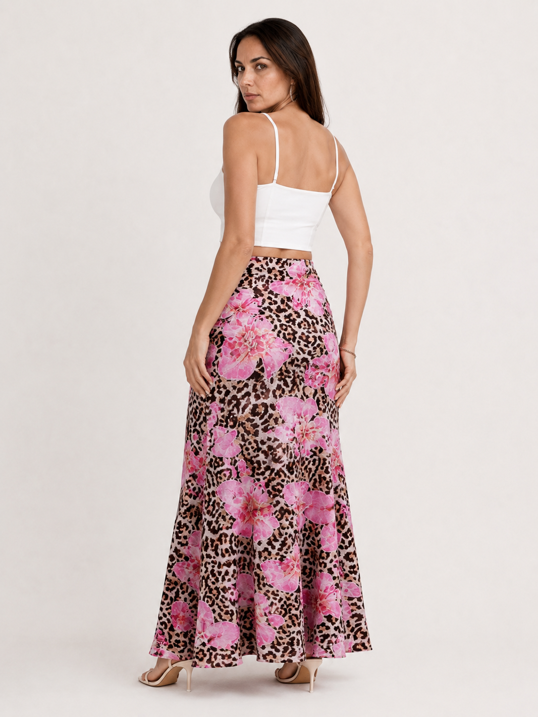 Falda larga con estampado floral